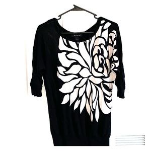 Black and white light weight sweater